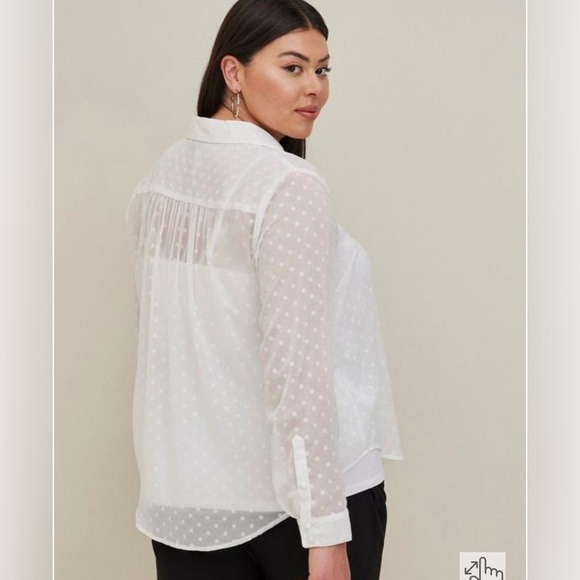 Madison - White Chiffon Clip Dot Button Front Blouse - Picture 4 of 13